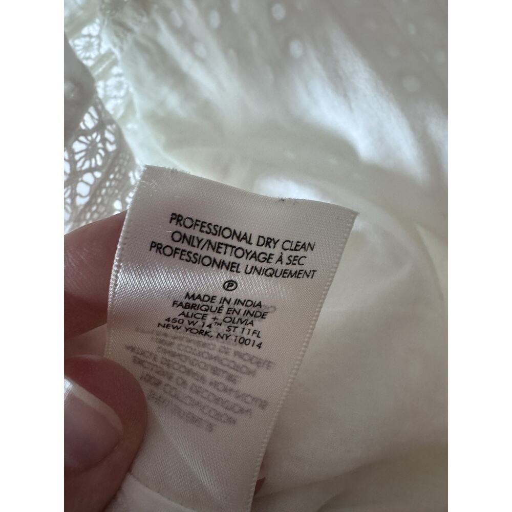 Alice & Olivia White Eyelet Mini Dress Lined Sz 8 - Picture 9 of 9